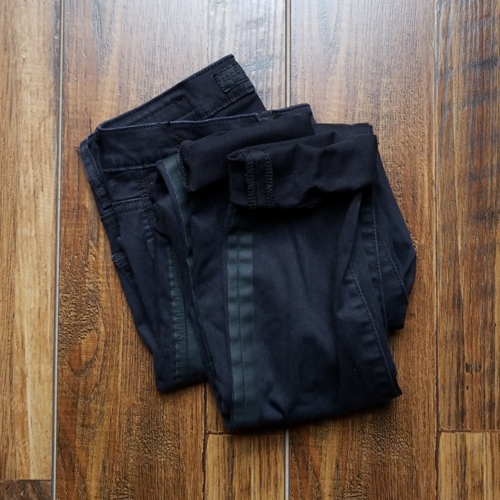 Black Skinny Jeans